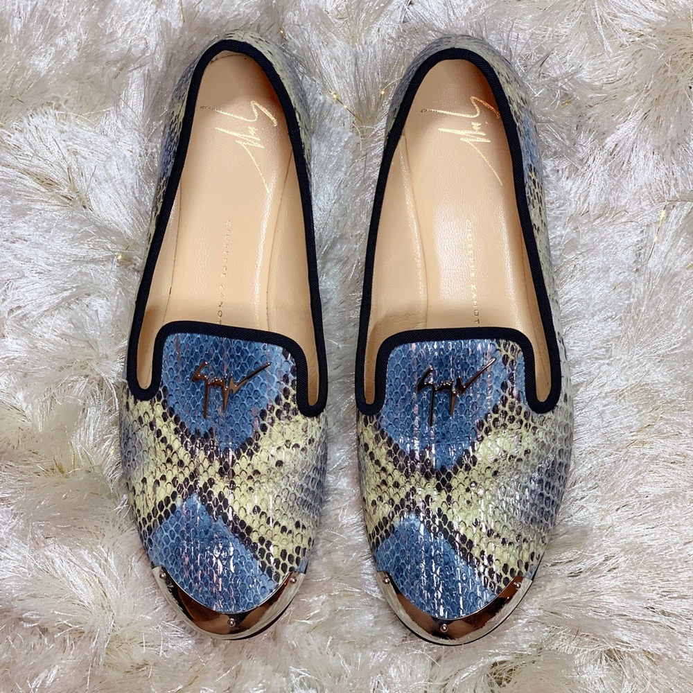💕⭐️HP⭐️💕 GIUSEPPE ZANOTTI Dalia loafers flats